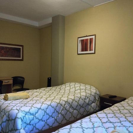 Bed and Breakfast Give House Guatemala City Екстер'єр фото