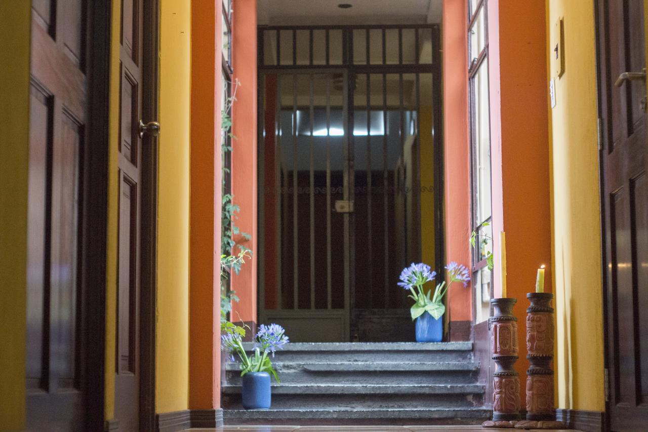 Bed and Breakfast Give House Guatemala City Екстер'єр фото