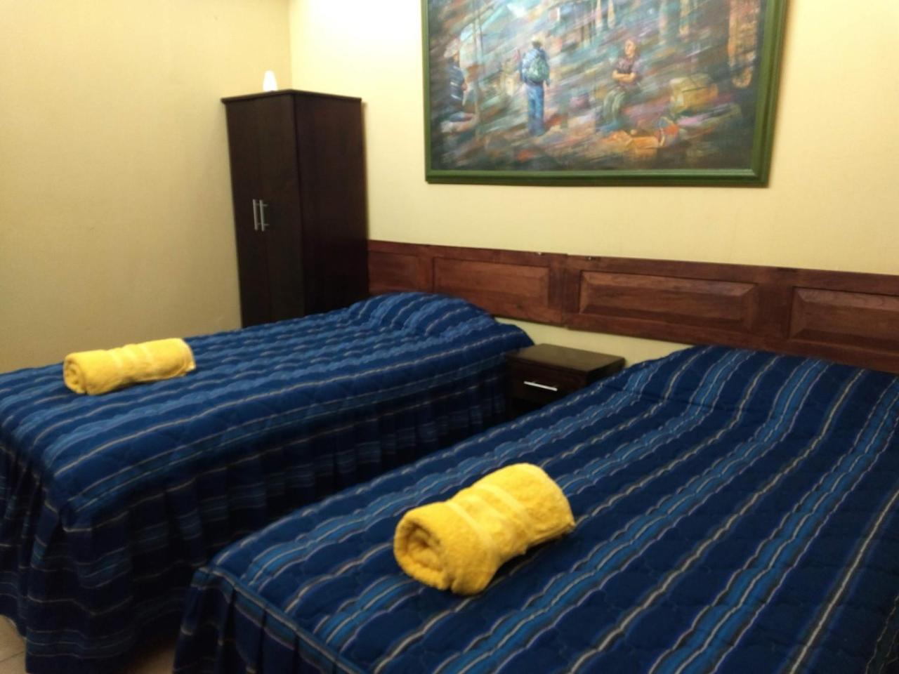 Bed and Breakfast Give House Guatemala City Екстер'єр фото
